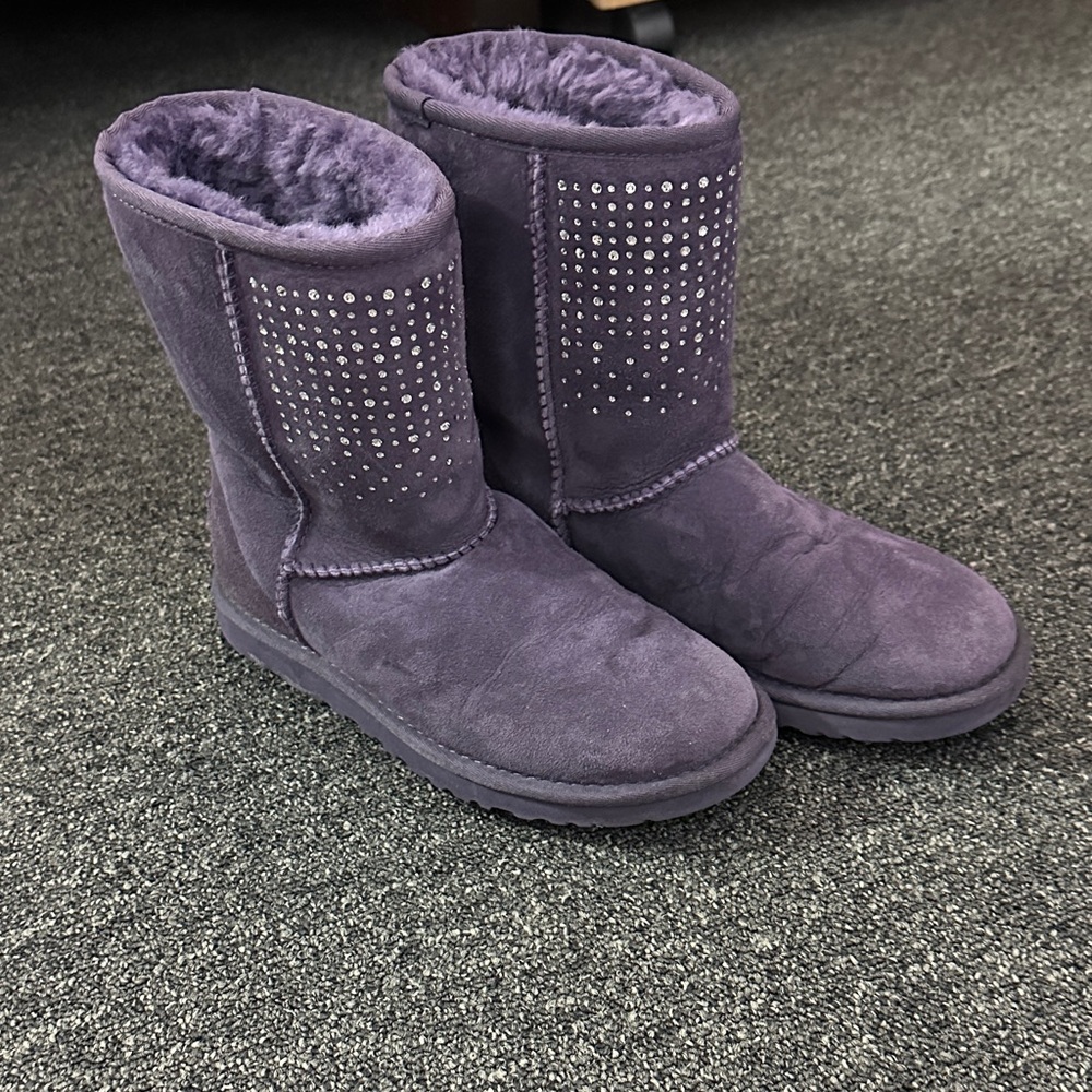 Uggs Women’s Cozy Women's Purple Winter Boots-swavarski crystals-Size 5
